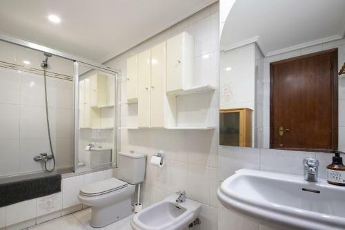 Spacious Zurriola Beach Apartment