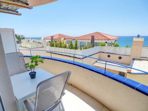 Apartment By The Sea By Hello Homes