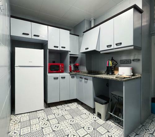 Apartment For 4 In Historic Centre Of Tarragona
