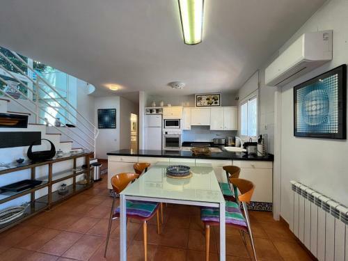 Casa Marimar La Mora
