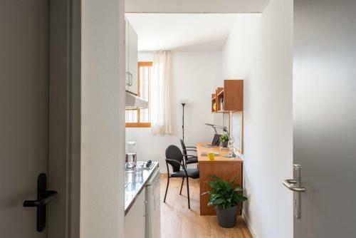 Hostal Residencia Universitaria Celestino Mutis