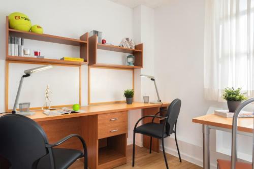 Hostal Residencia Universitaria Celestino Mutis