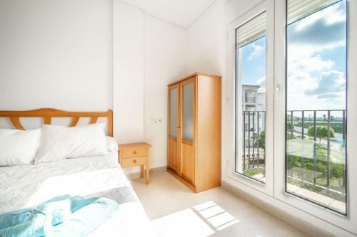 Bright Two Bedroom Apartment - Ra721lt