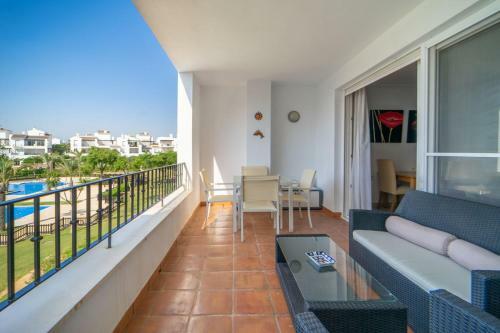 2 Bedroom Apartment With Pool Views - Co1422lt