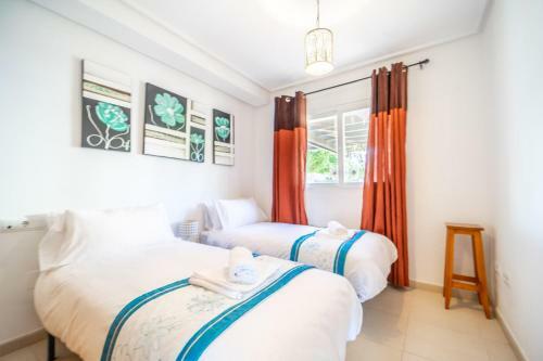 Quaint 2 Bedrooms 2 Bathrooms Town House - La40lt