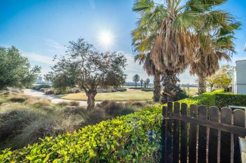 Quaint 2 Bedrooms 2 Bathrooms Town House - La140lt