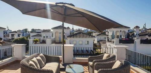 Villa With Private Pool - Lo4lt