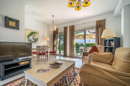 Spacious Villa - Dn32lt