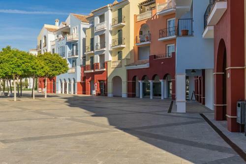 Bright Apartment With Large Terrace - Mo4223lt