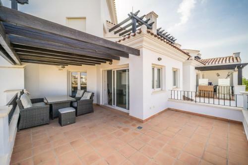 Bright Apartment With Large Terrace - Mo4223lt