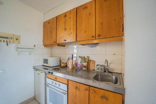 Apartments Del Sol 212