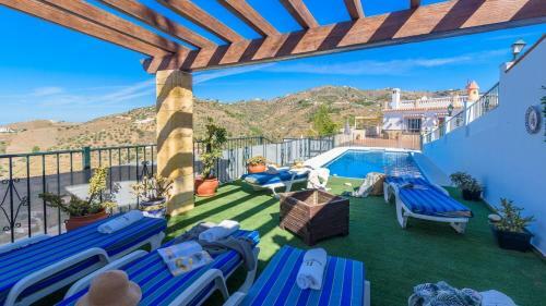 Villa Jos� Andr�s Torrox By Ruralidays