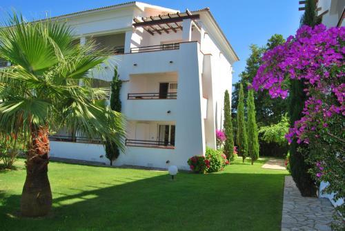 Aparthotel Residence Grand Bleu Vacances - Sognu Di Rena