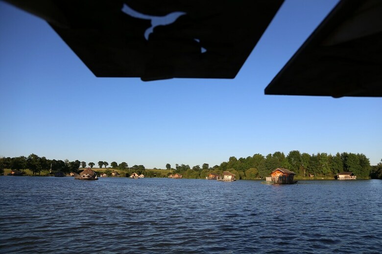 Lodge Village Flottant De Pressac