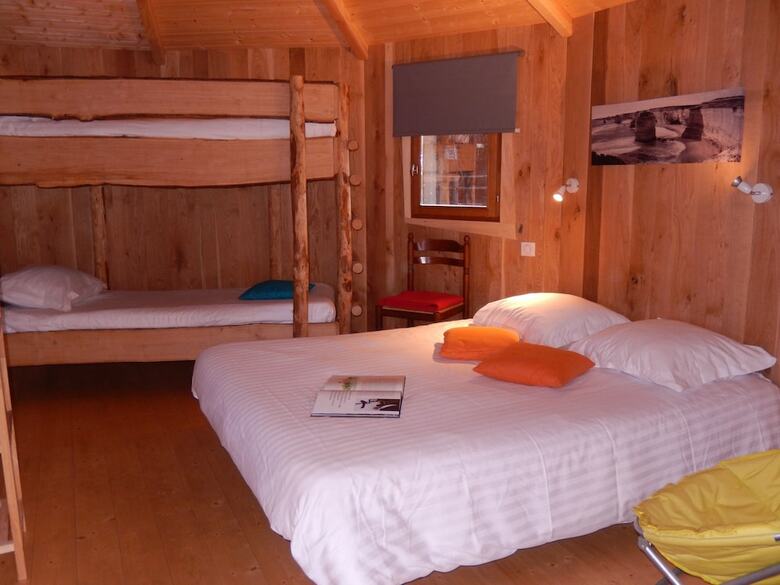 Lodge Village Flottant De Pressac