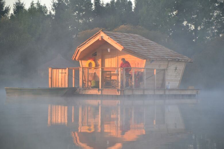 Lodge Village Flottant De Pressac