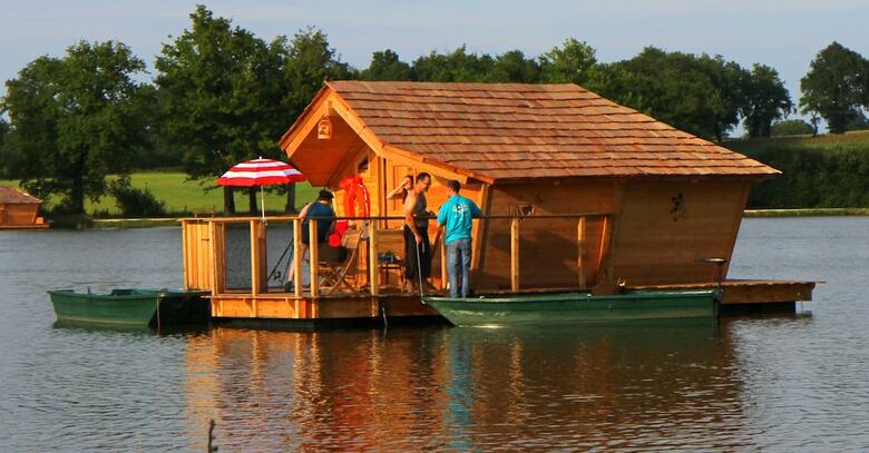 Lodge Village Flottant De Pressac