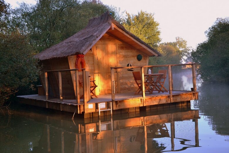 Lodge Village Flottant De Pressac
