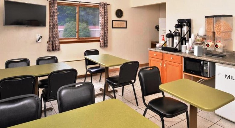 Hotel Americas Best Value Inn Marquette