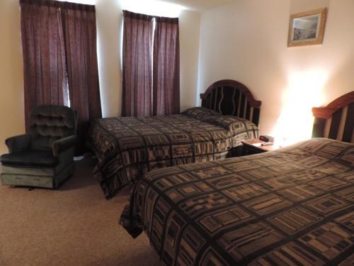 Hunters Lodge Motel