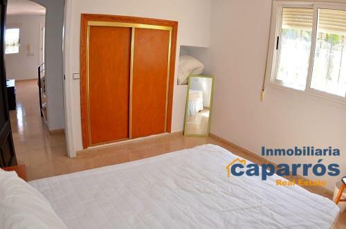 Chalet Con Piscina Privada En La Cabuzana Vera Playa
