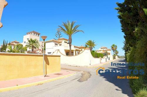Chalet Con Piscina Privada En La Cabuzana Vera Playa