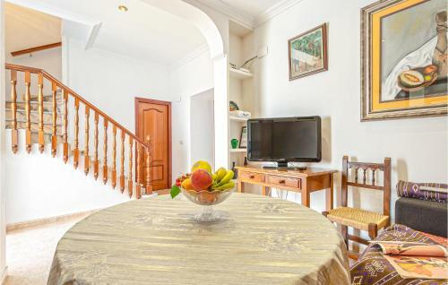 Amazing Home In Zafarraya With Wifi And 4 Bedrooms