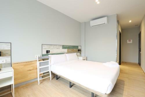 Hostal Hey Rooms