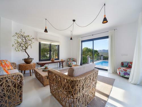 Beautiful Modern Villa In Calvi�