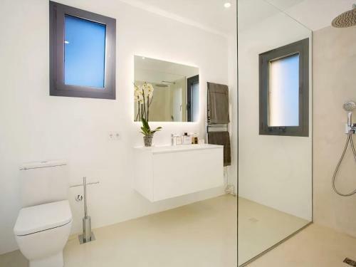 Beautiful Modern Villa In Calvi�