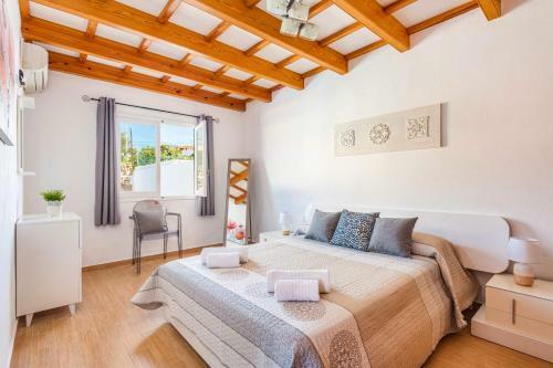 Villa De La Luz By Villa Plus