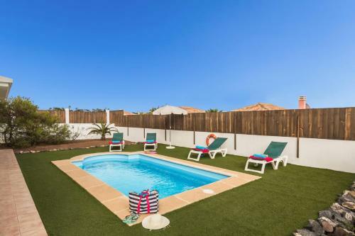 Villa Caleta Heights By Villa Plus