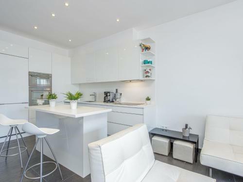 Holiday Home Stars