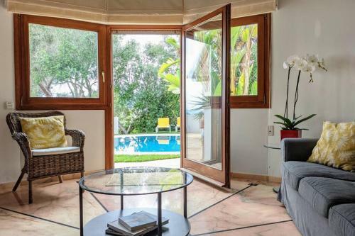 Exclusive Son Bou Villa With Sprawling Sea Views