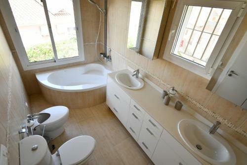 Villa With Separate Apartment