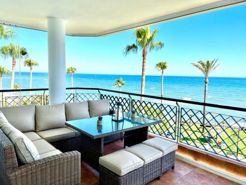 172- Mi Capricho Beachfront Apartment