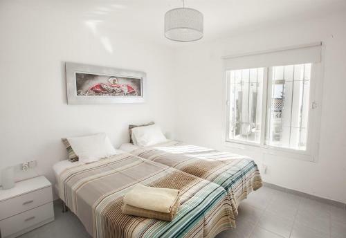 Luxury Modern 3 Bed 2 Bath Villa
