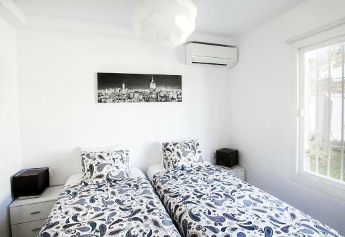 Luxury Modern 3 Bed 2 Bath Villa