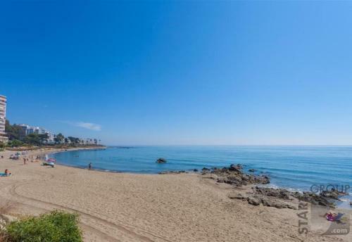 Luxury Modern 3 Bed 2 Bath Villa