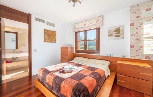Villa De Lujo Con Piscina, Jacuzzi, Jard�n Y Terraza