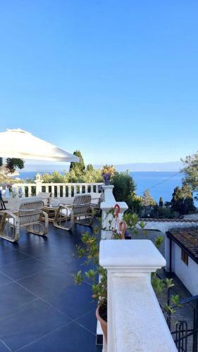 Apartamento Capovaticano - Unique Sea View - Villa Renaissance