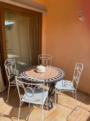 Apartamento Bilocale Capo Coda Cavallo