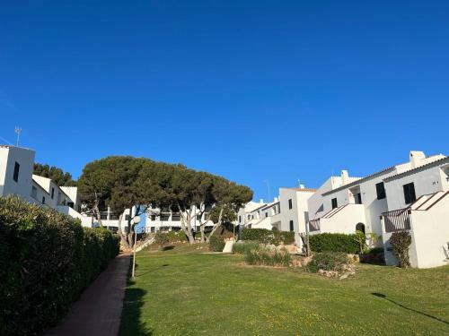 Cosy Apartment With Swimmingpool - 5 Min Walk From The Beach