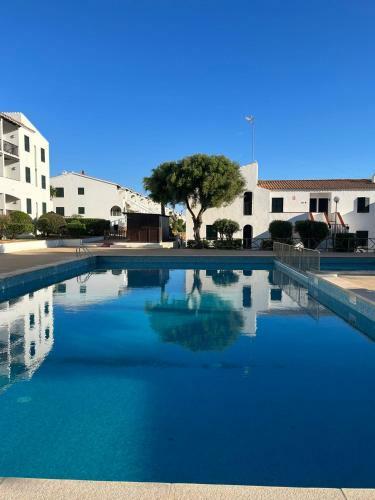 Cosy Apartment With Swimmingpool - 5 Min Walk From The Beach
