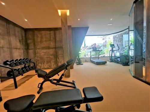 Brand New (2022) Apartment Surrounded By Tropical Gardens!