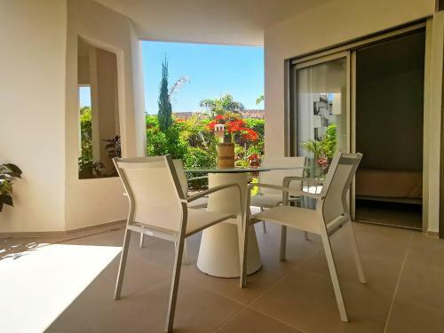 Brand New (2022) Apartment Surrounded By Tropical Gardens!