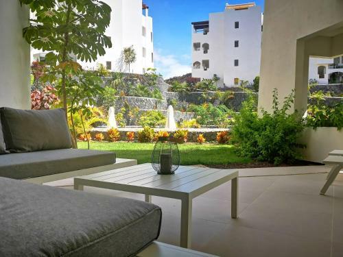 Brand New (2022) Apartment Surrounded By Tropical Gardens!
