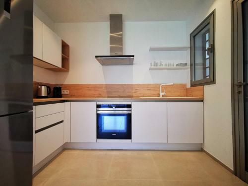 Brand New (2022) Apartment Surrounded By Tropical Gardens!