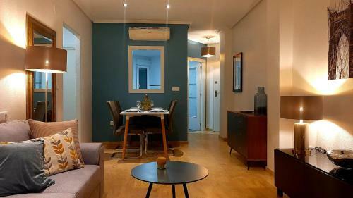 2 Bed South Seafront Apartment