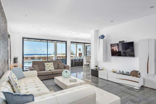 Villa Sea View By Villa Plus